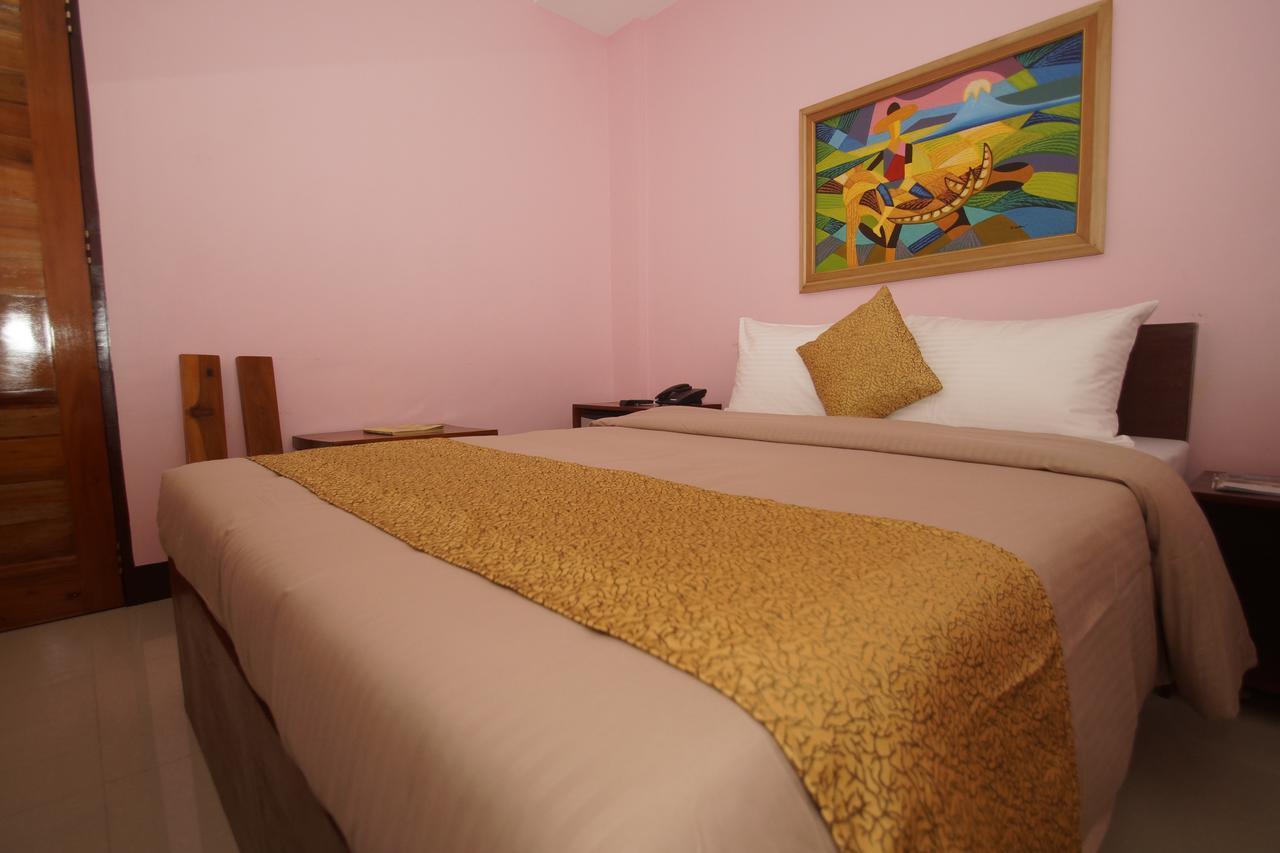 Ais Hotel Τακλομπάν Εξωτερικό φωτογραφία